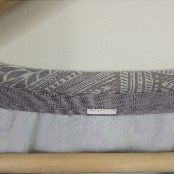 Lululemon stripe in stride short sleeve W3BZXS In Spirit Multi paisley *10-12 - Picture 10 of 13